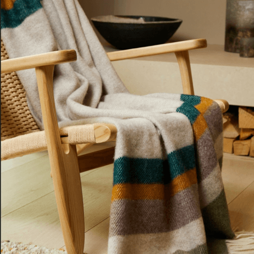 Image showing the Alaska Throw, 130 x 183cm, Earth product.