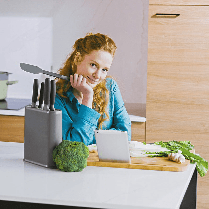 Leo Balance Cutting Board with Tablet Stand, Grey Bamboo