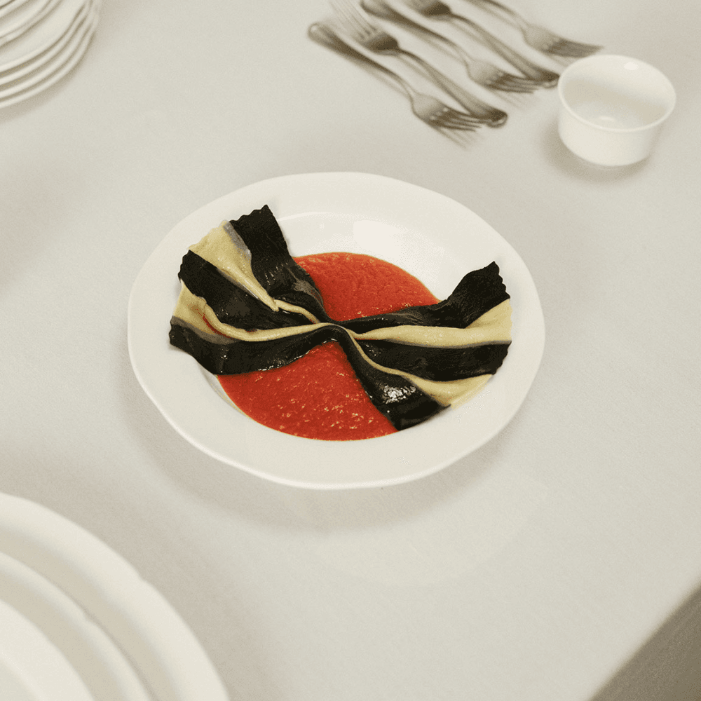 Silhouette by Sergio Herman Set of 4 Pasta Plates