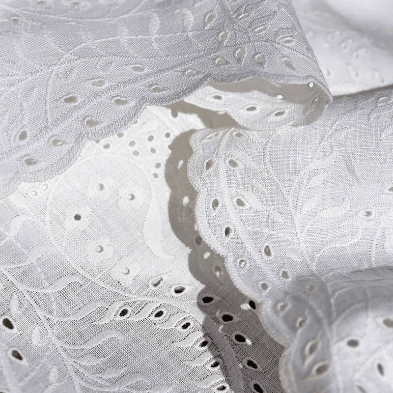Broderie Anglaise Linen Tablecloth, 165 x 300cm, White