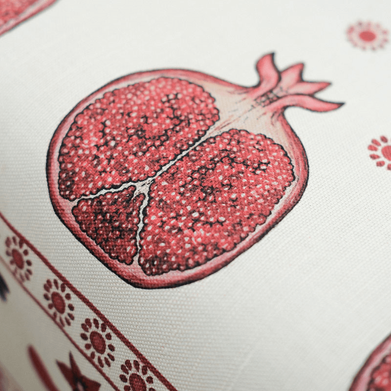 Bell Hutley Tablecloth, 138cm x 260cm, Pomegranate