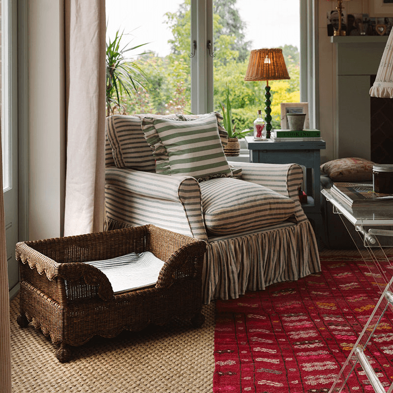 Ziggy Scalloped Rattan Dog Bed, Teak