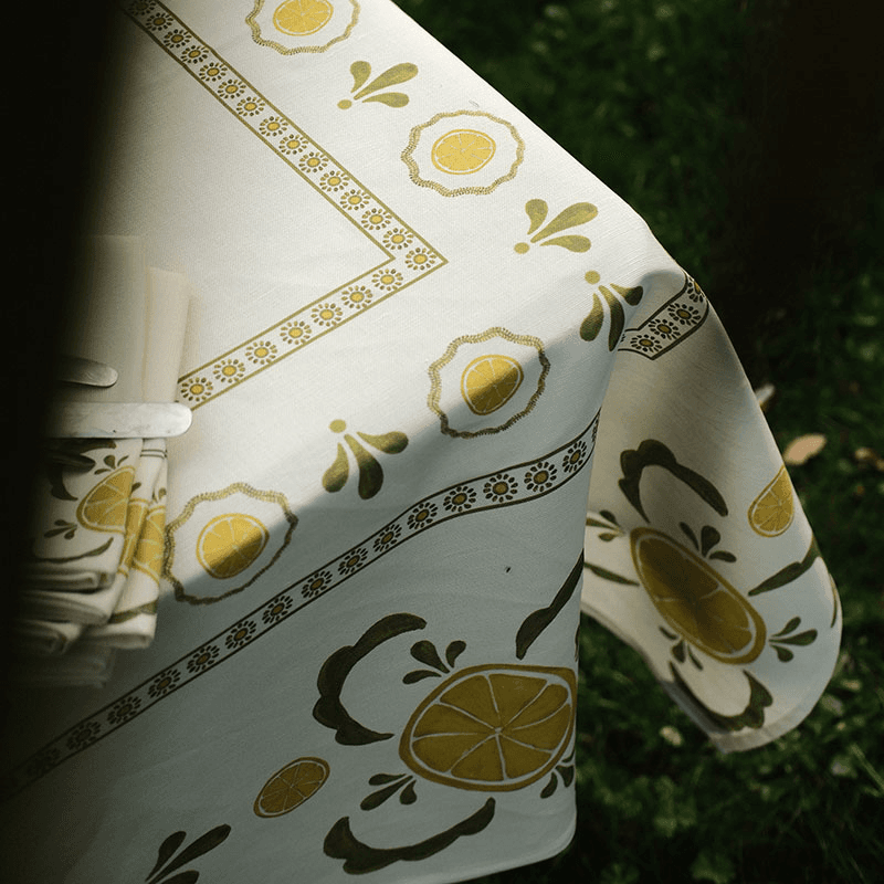 Bell Hutley Tablecloth, 138 x 260cm, Lemon