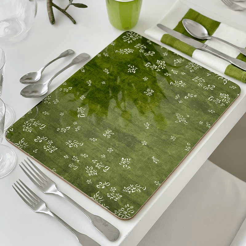 Falling Flower Rectangle Placemat, 38 x 29 cm, Avocado Green