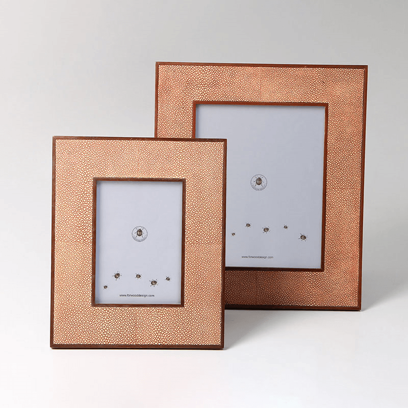 Classic Photo  Frame, 10 x 8", Coral Shagreen
