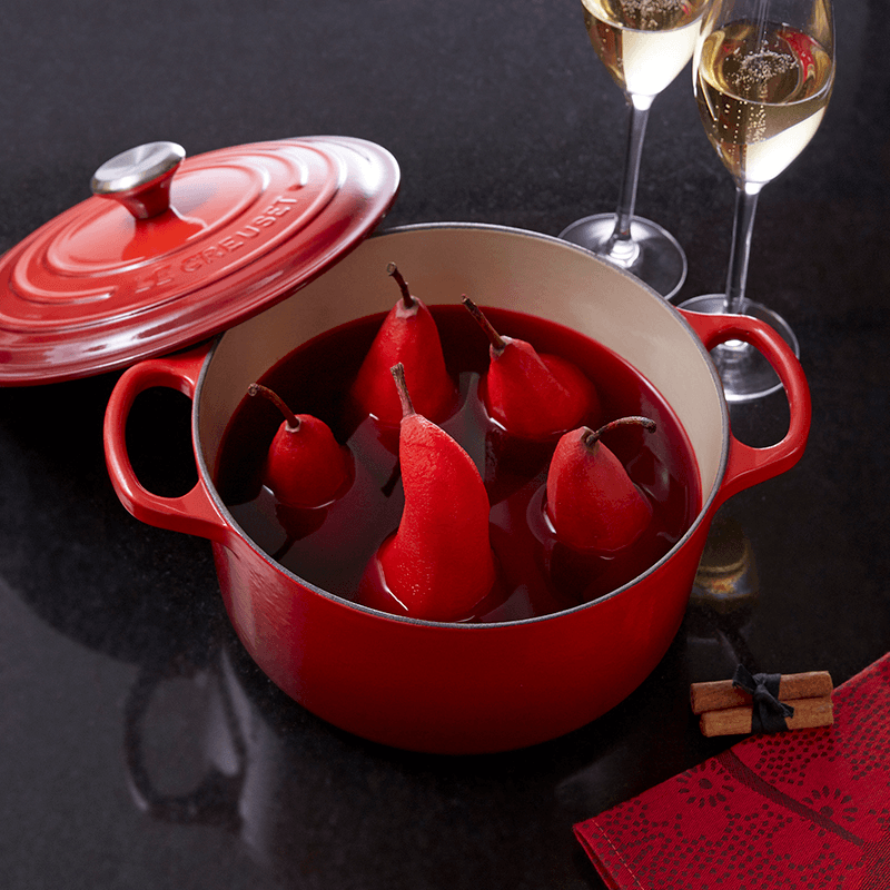 Signature Cast Iron Round casserole, 20cm - 2.4 litre, Cerise