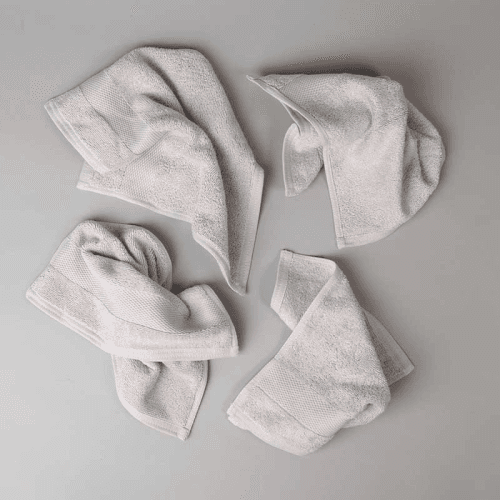 Image showing the Organic 600gsm Set of 2 Face Towels, Grey product.