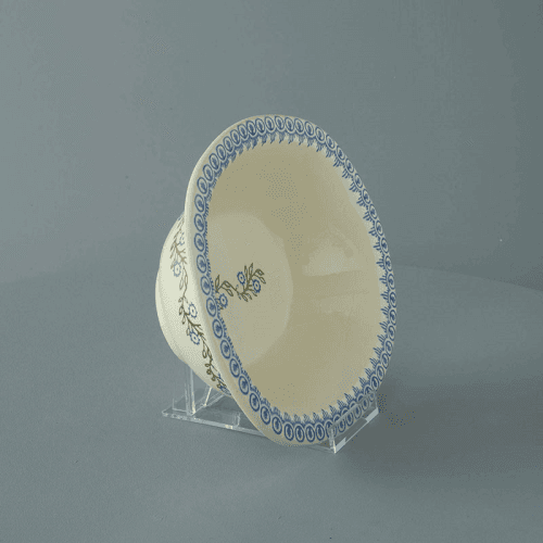 Image showing the Floral Garland Pie dish product.