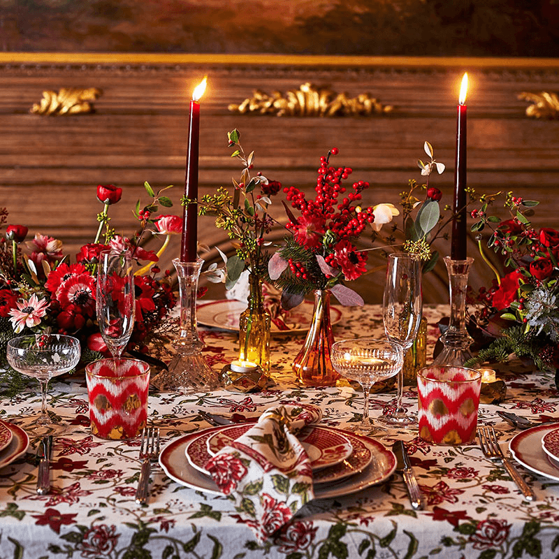 Allegra Tablecloth, 145 x 310cm, Red