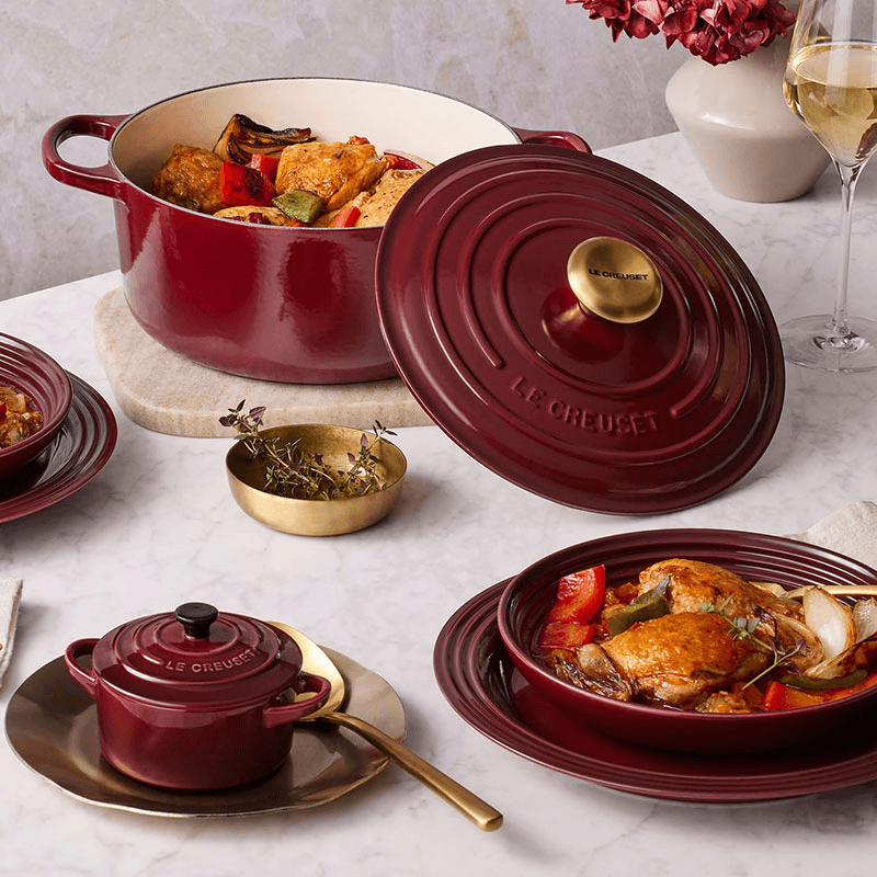 Signature Cast Iron Round Casserole, 22cm, Garnet