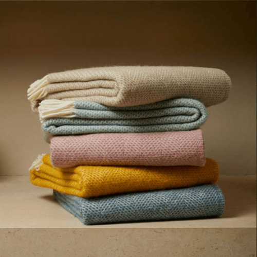 Image showing the Beehive Throw, 150 x 183cm, Dusky Pink product.