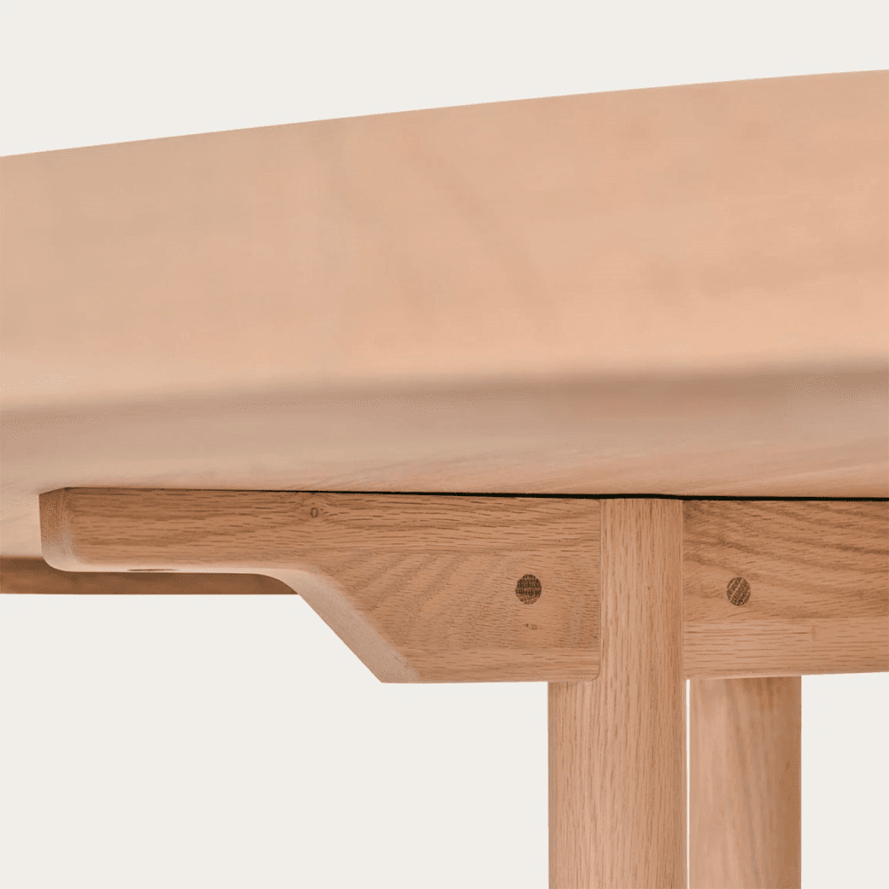 Battersea 6 Seater Round Dining Table, Oak
