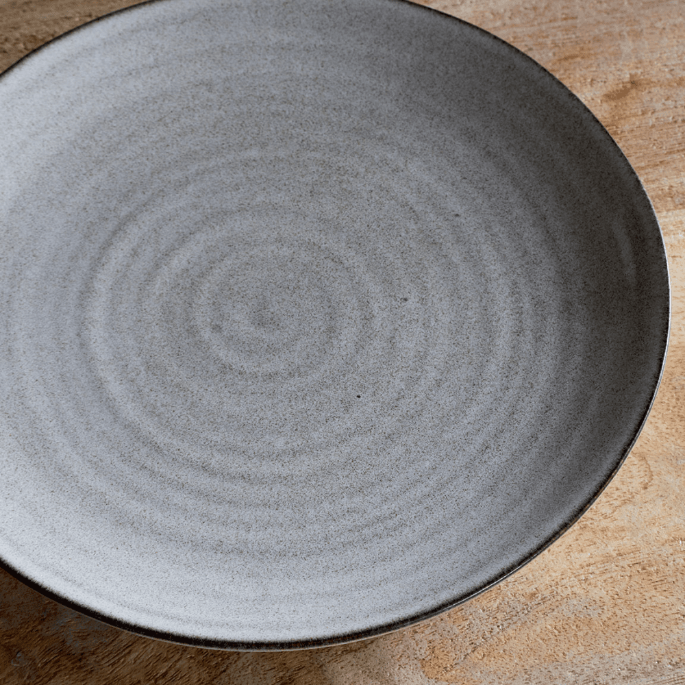 Valinha Side Plate, Grey