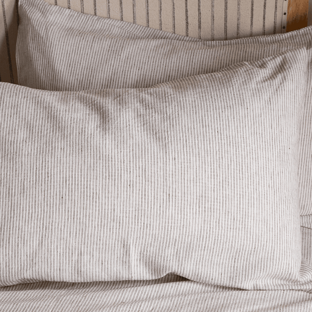 Borba Pair of Hemp & Cotton Pillowcases, Espresso