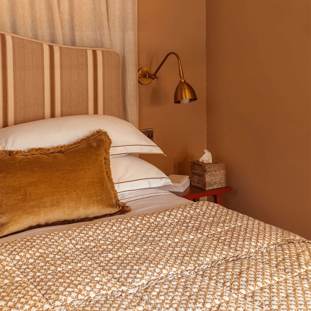 Clara Bedspread