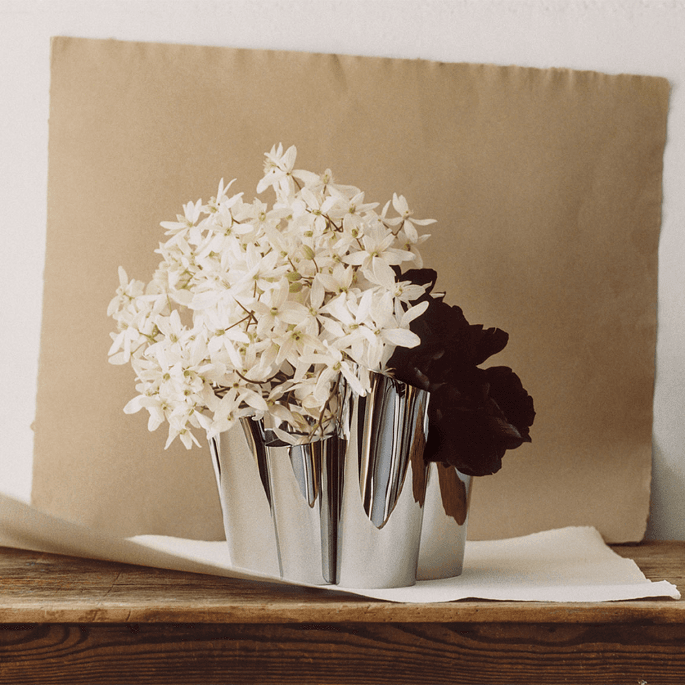 Fold Wide Mirror Vase, Silver