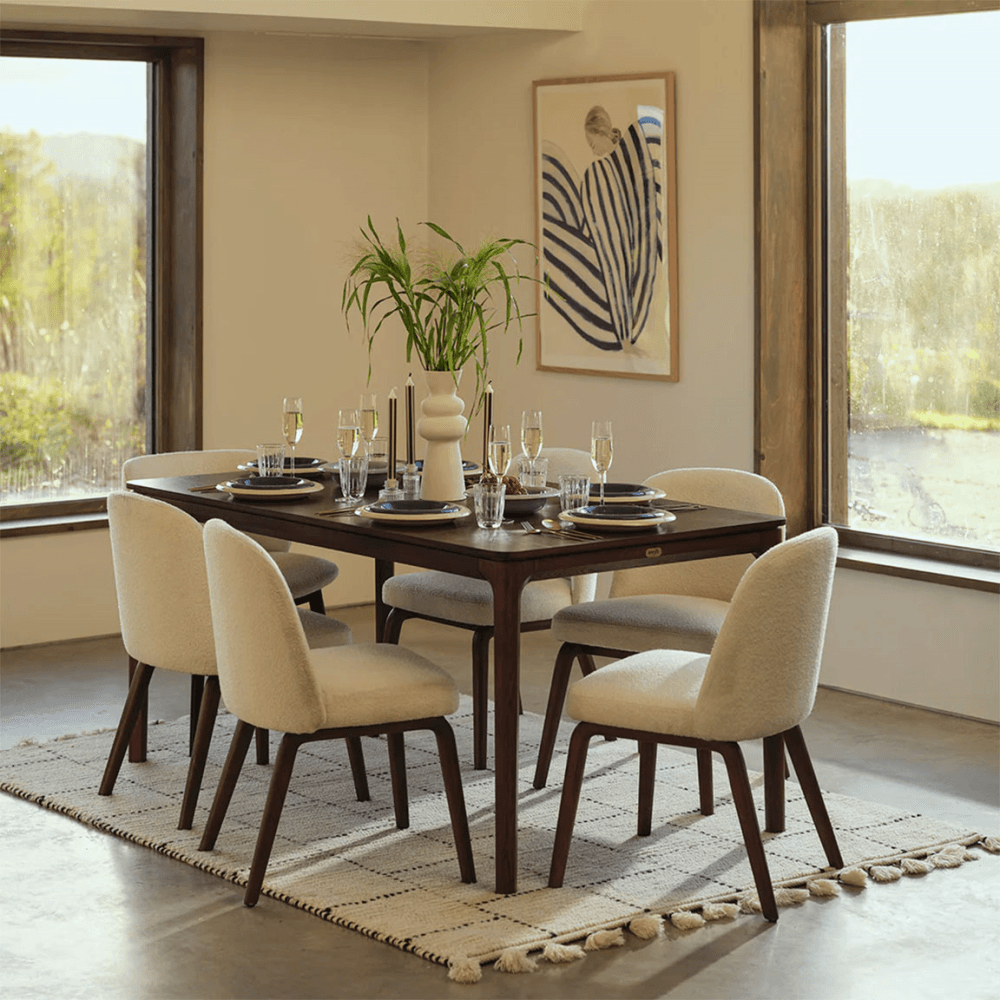 01 Dining Table
