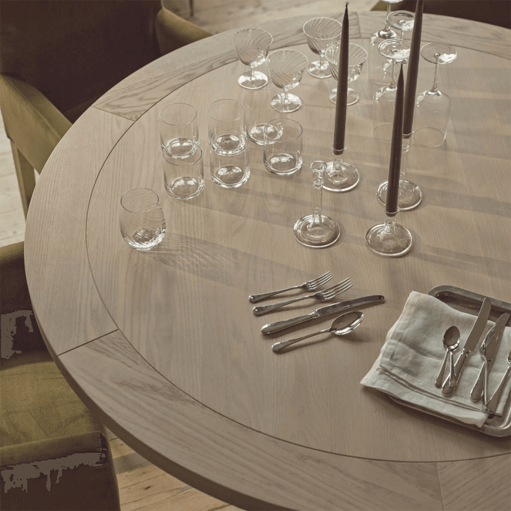 Battersea 6 Seater Round Dining Table, Oak