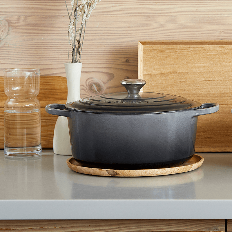 Signature Cast Iron Round Casserole