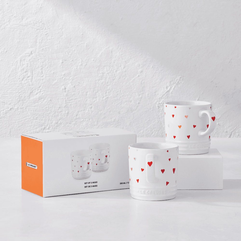 Set of 2 Mugs, Heart Decal