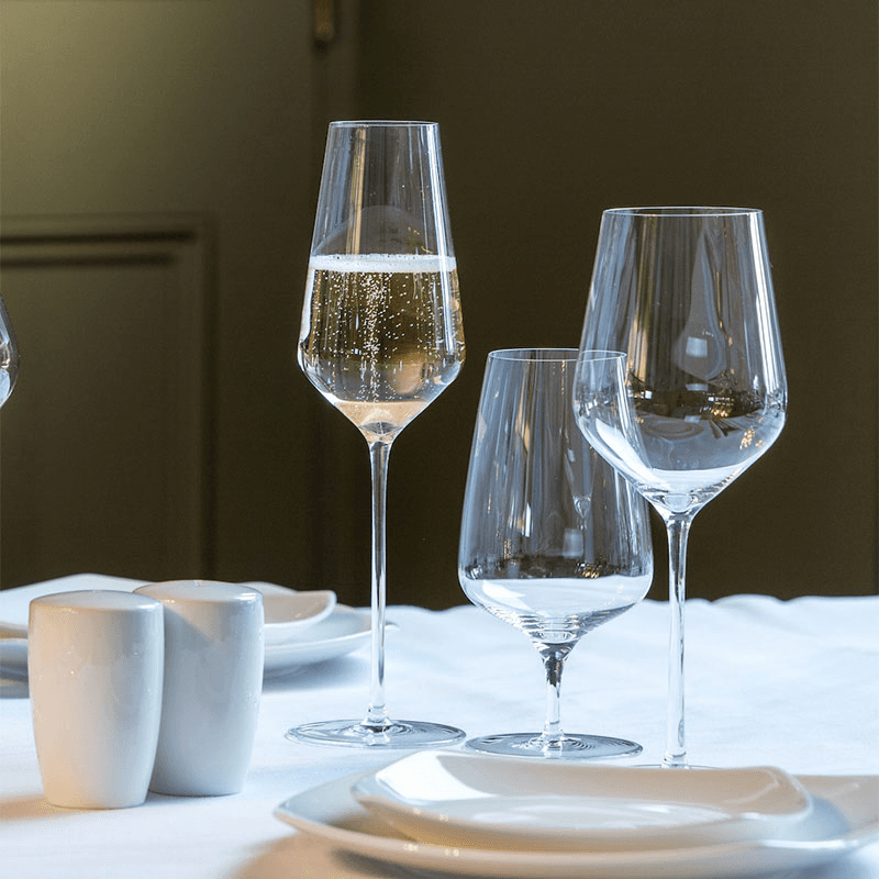 Motive Motive Set of 6 Crystal Champagne Glasses, Clear
