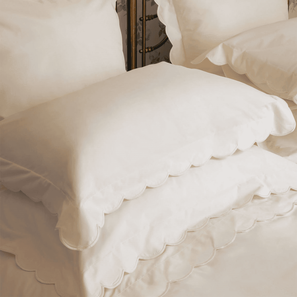Annabelle Scalloped Pair of Pillowcases, Ivory