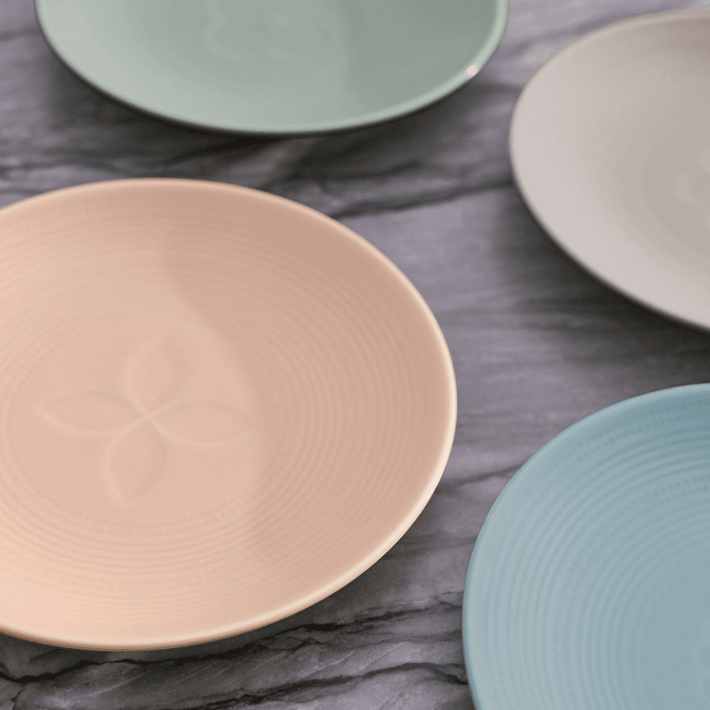 Lambeth Set of 4 Plates