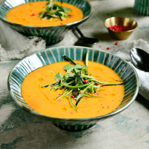 Image showing the Verde Lanza by Pascale Naessen Serving Bowl, Green product.