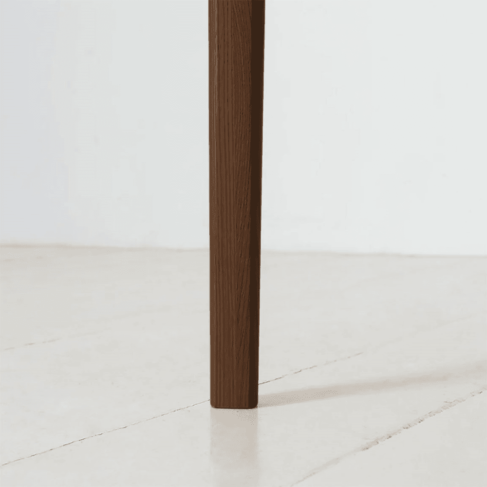 01 Dining Table