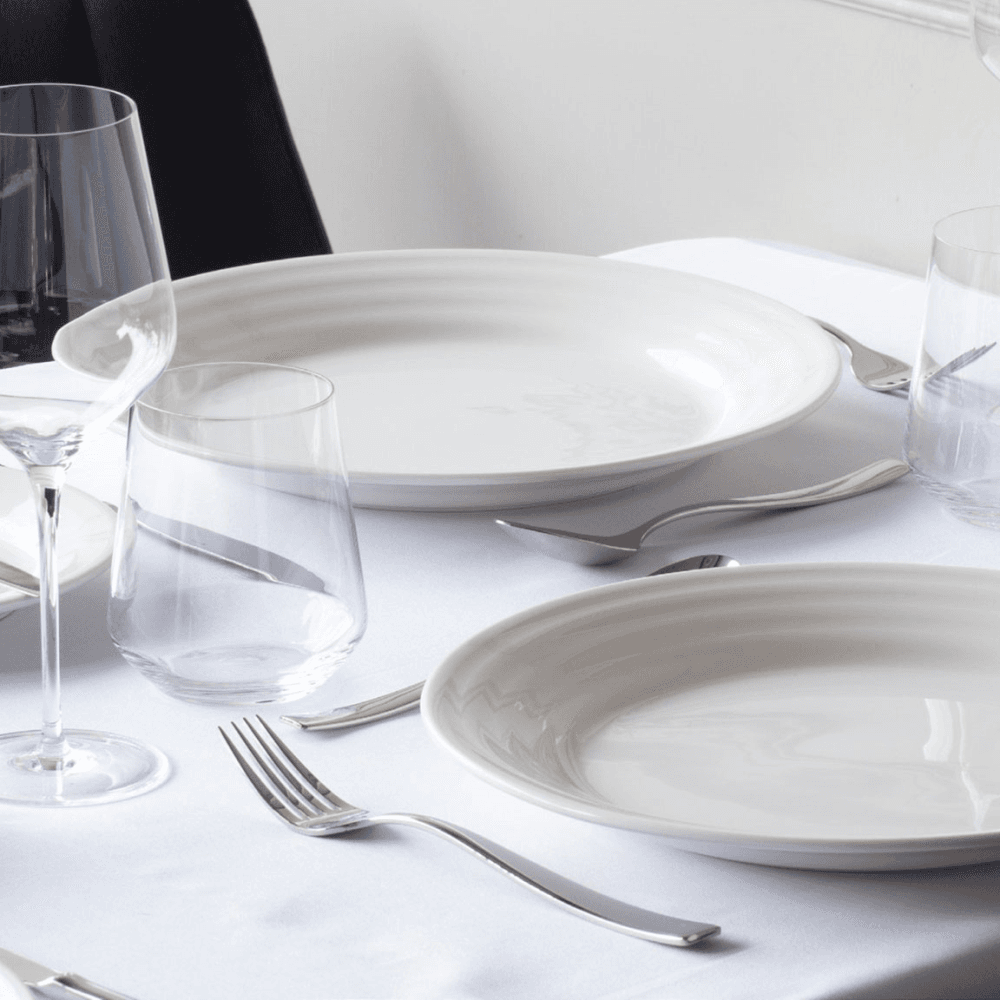 Essence Essence 12 Piece Bone China Dinner Set, White