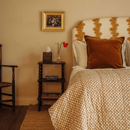Image showing the Clara Bedspread product.