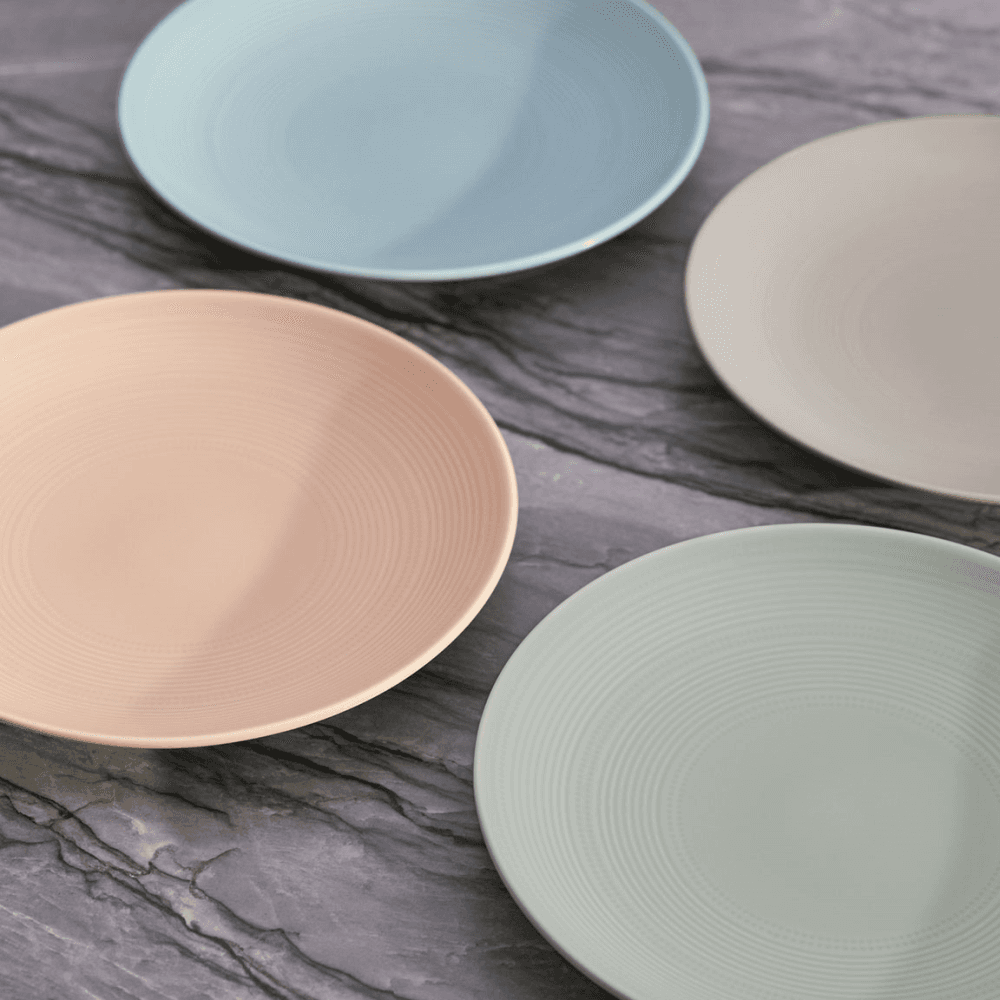 Lambeth Set of 4 Plates