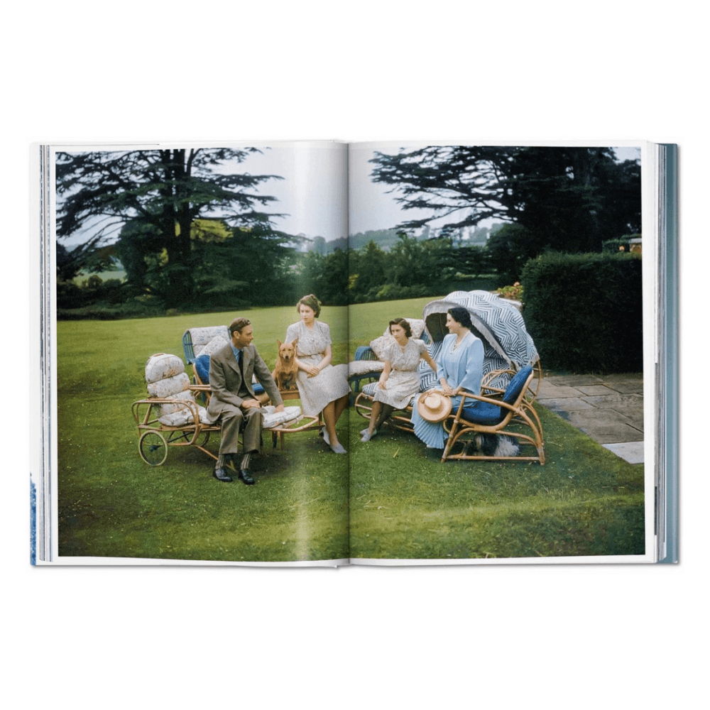 Her Majesty: A Photographic History 1926-2022