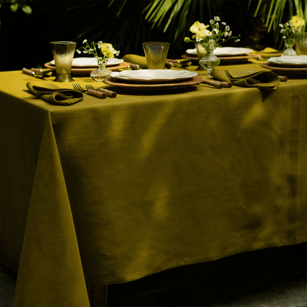 Classic Linen Tablecloth