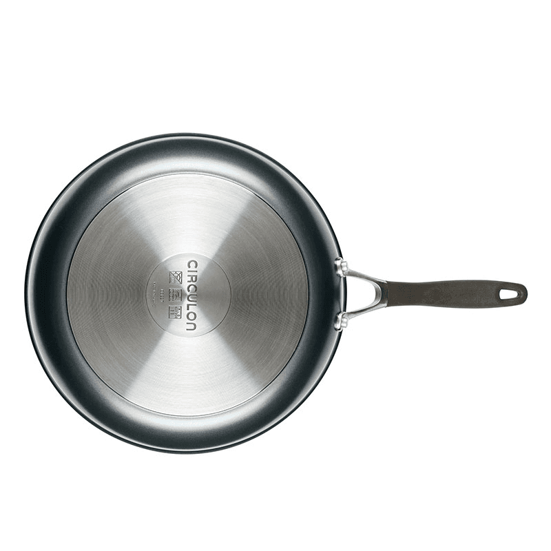 A1 Scratch Defence Covered Skillet, Grey