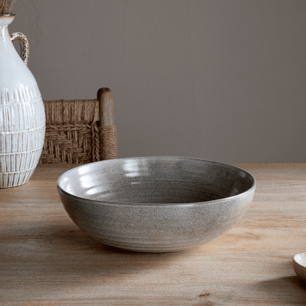 Valinha Serving Bowl, Grey