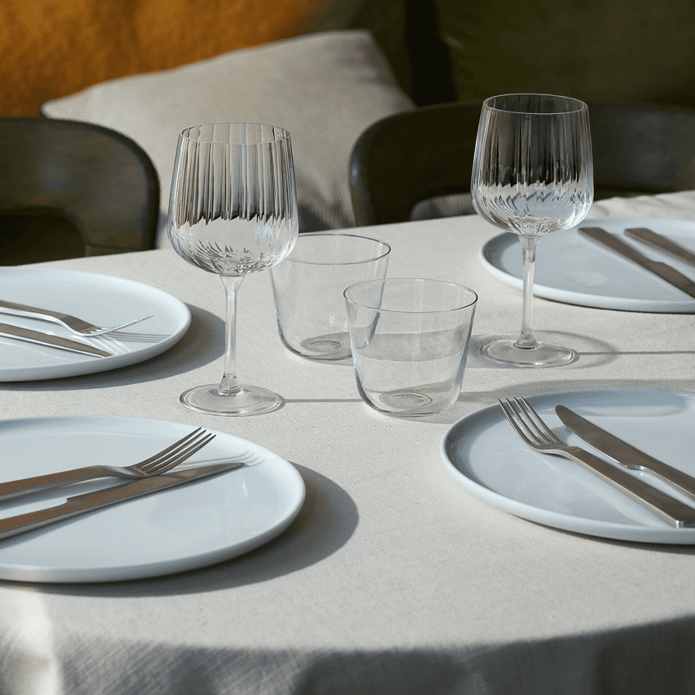 Arc Flow Set of 2 Wine Glasses