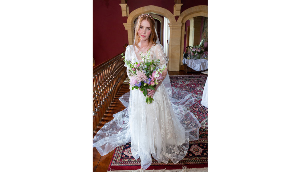 Sarah wore a stunning Lihi Hod wedding dress.