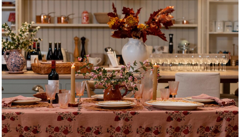 The Art of Entertaining, How to Host a Dinner Party with Louise Roe and Marlo Wines: Autumn Tablescape featuring Sharland England Plates, Jugs and Glasses