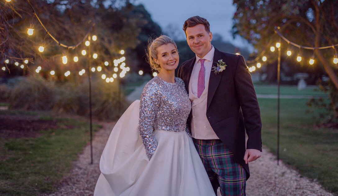 A Winter Wedding in Hampshire, full of Sequins and Scottish Heritage